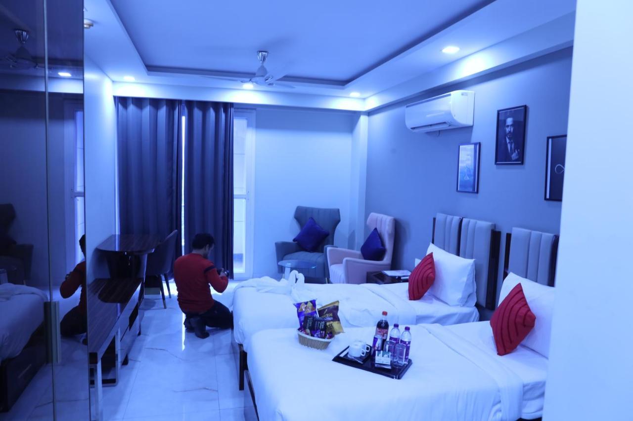 Vaabi Saabi Hotel Gurgaon Esterno foto